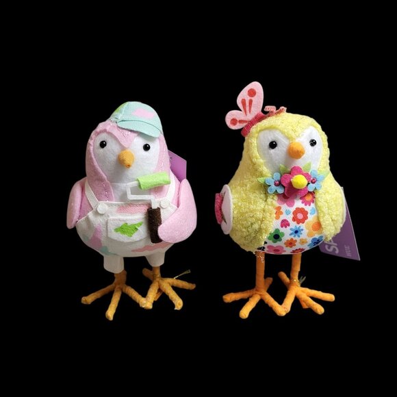 2025 Target Spritz Featherly Friends "Hue" and "Scribble' Easter Birds - Picture 1 of 11